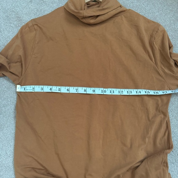 Tradlands Monty turtleneck in sienna color size M - Picture 10 of 13